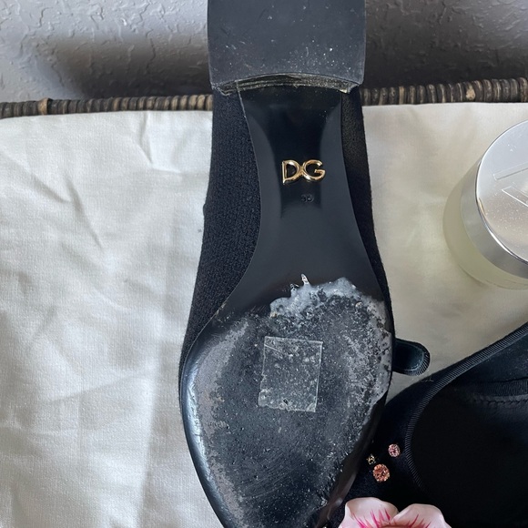 Authentic DOLCE & GABBANA Crystal Rose Brooch Heels Mary Jane Pumps—Size 36 - Picture 6 of 9
